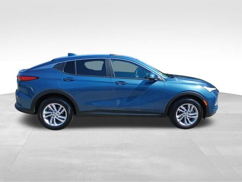 Certified 2025 Buick Envista Preferred w/ Convenience I Package image 9
