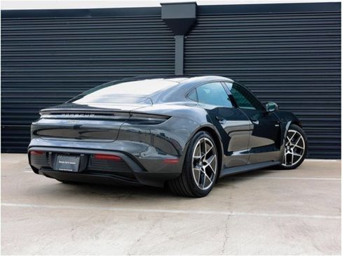 New 2025 Porsche Taycan image 7