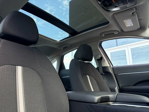 Used 2024 Hyundai Sonata SEL w/ Convenience Package image 16