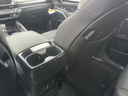New 2025 Kia Telluride S image 18