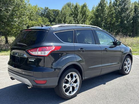 Used 2014 Ford Escape Titanium FWD image 5