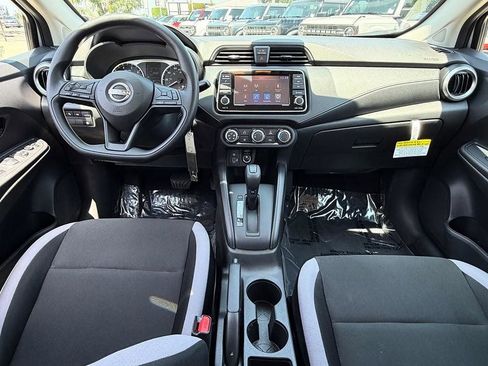 Used 2025 Nissan Versa S w/ Trunk Package FWD image 31