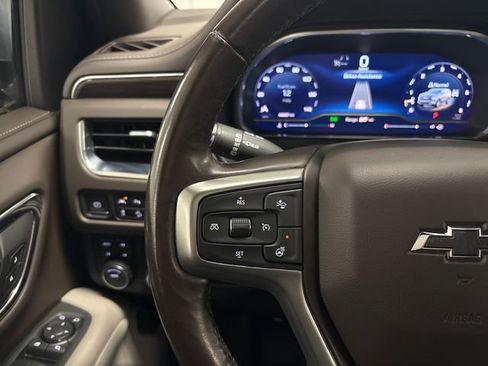 Used 2023 Chevrolet Suburban Z71 w/ Luxury Package image 59