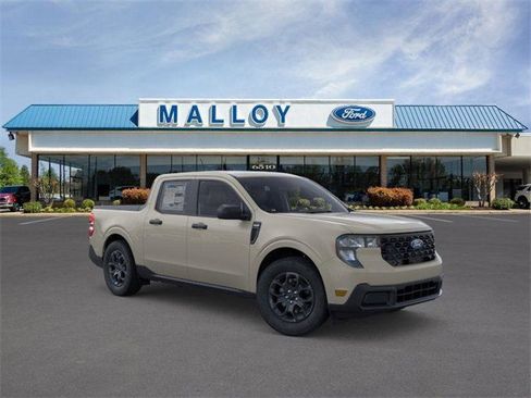 New 2025 Ford Maverick XLT w/ Equipment Group 301A image 7