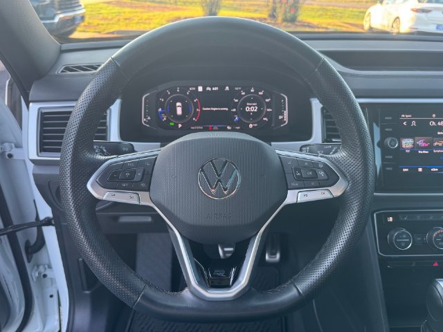 Used 2022 Volkswagen Atlas Cross Sport SEL Premium R-Line AWD/4WD image 12
