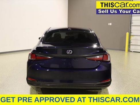 Used 2022 Lexus ES 300h Ultra Luxury w/ Accessory Package 2 FWD image 7