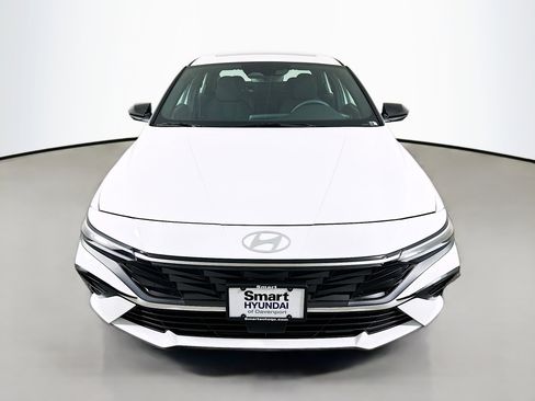 New 2026 Hyundai Elantra SEL Sport Premium FWD image 2