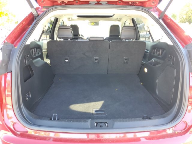 Used 2020 Ford Edge Titanium w/ Equipment Group 301A FWD image 7