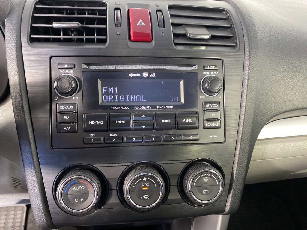 Used 2015 Subaru Forester 2.5i Limited AWD/4WD image 19