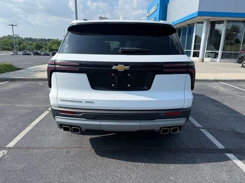 Used 2025 Chevrolet Traverse LT AWD/4WD image 20