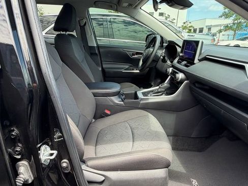Used 2024 Toyota RAV4 XLE w/ Convenience Package FWD image 14