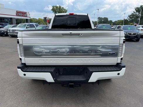 Used 2017 Ford F350 Platinum w/ Platinum Ultimate Package AWD/4WD image 4