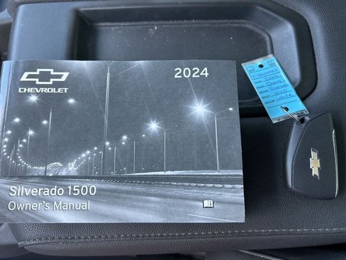 Used 2024 Chevrolet Silverado 1500 W/T w/ Trailering Package image 19