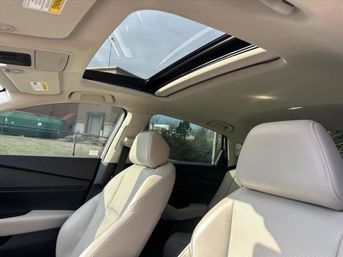 Used 2023 Honda Accord Touring image 18