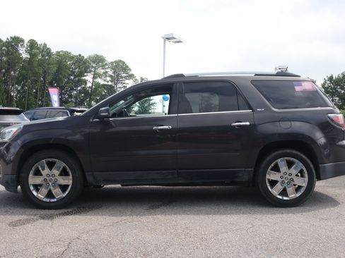 Used 2017 GMC Acadia Limited SLT AWD/4WD image 2