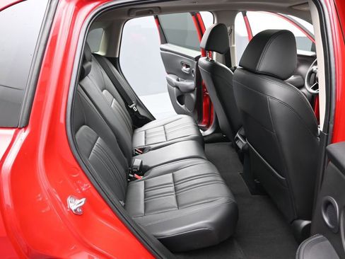 Certified 2025 Honda HR-V EX-L image 31