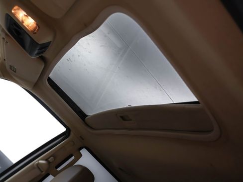 Used 2004 Ford Expedition Eddie Bauer image 8