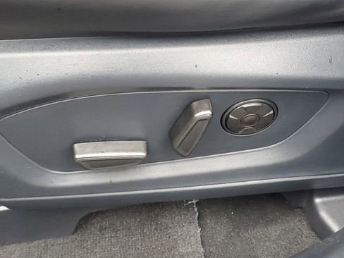 Used 2025 Ford Explorer ST image 7