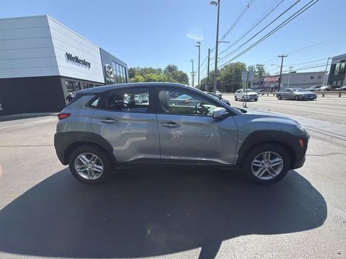 Used 2019 Hyundai Kona SE AWD/4WD image 9