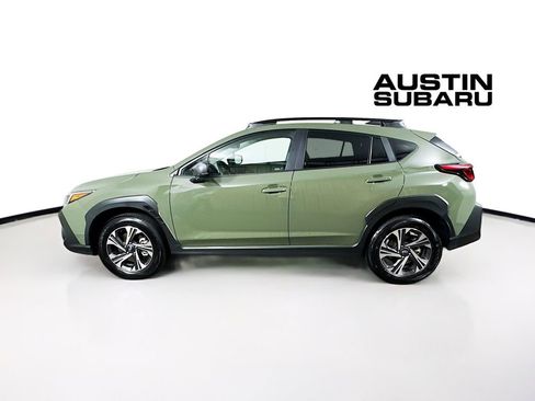 Used 2026 Subaru Crosstrek 2.0i Premium AWD/4WD image 4