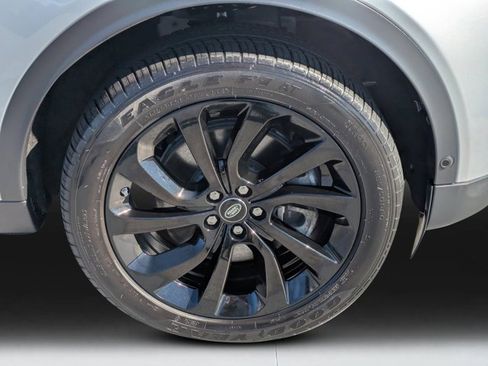 Used 2021 Land Rover Discovery Sport S image 9