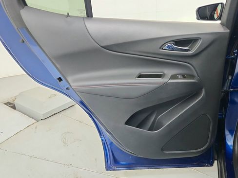Used 2023 Chevrolet Equinox RS w/ RS Leather Package FWD image 22