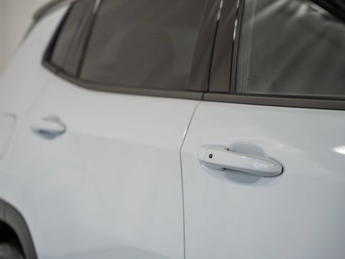Certified 2025 Jeep Compass Limited AWD/4WD image 16