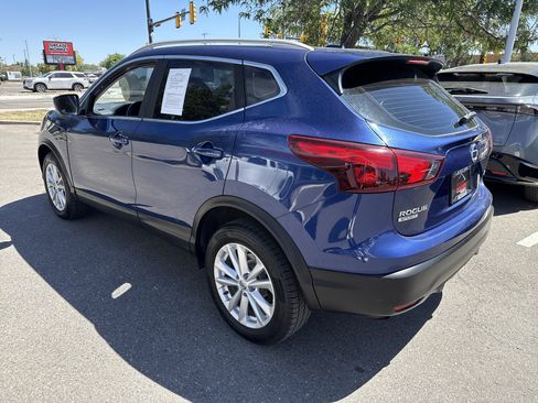 Used 2017 Nissan Rogue Sport SV w/ SV All-Weather Package AWD/4WD image 10
