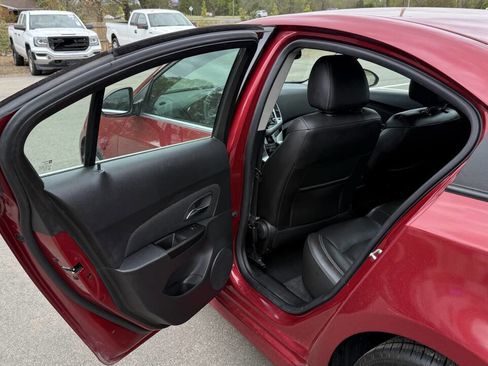 Used 2014 Chevrolet Cruze LTZ w/ RS Package image 11