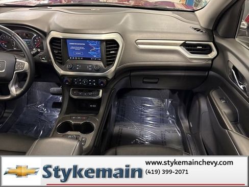 Used 2023 GMC Acadia SLT image 12