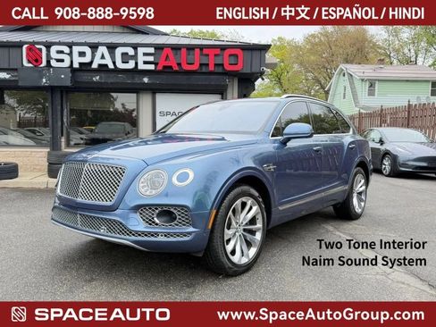 Used 2017 Bentley Bentayga AWD/4WD image 1