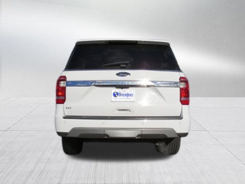 Used 2021 Ford Expedition Max XLT image 4