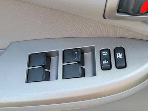 Used 2010 Toyota Corolla S FWD image 30