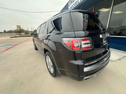 Used 2015 GMC Acadia Denali image 3