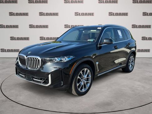 Used 2025 BMW X5 xDrive40i AWD/4WD image 1