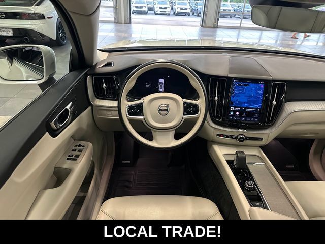 Used 2023 Volvo XC60 B5 Plus AWD/4WD image 2