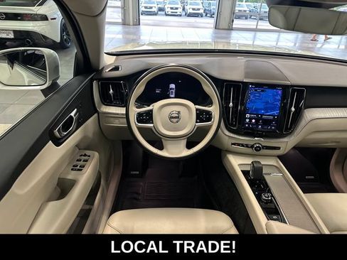 Used 2023 Volvo XC60 B5 Plus AWD/4WD image 2