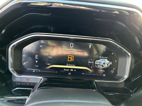 New 2026 GMC Sierra 1500 SLE w/ Preferred Package image 14