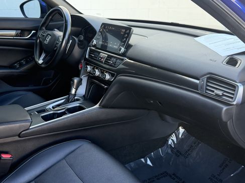 Used 2018 Honda Accord Sport image 33