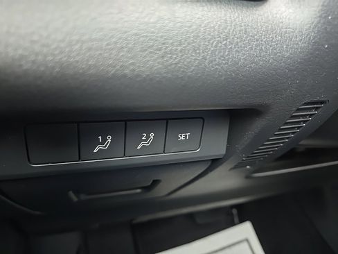 Used 2025 MAZDA CX-30 AWD 2.5 S w/ Preferred Package image 43