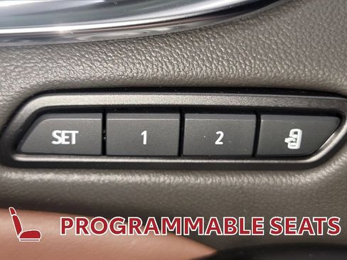 Used 2020 Buick Enclave Avenir w/ Avenir Technology Package image 21