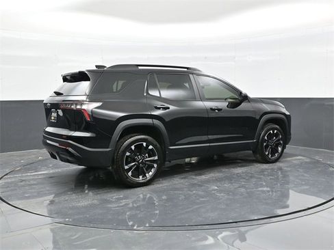 Used 2025 Chevrolet Equinox RS w/ Safety and Technology Package image 7