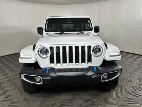 Used 2023 Jeep Wrangler Unlimited Sahara w/ Cold Weather Group image 8