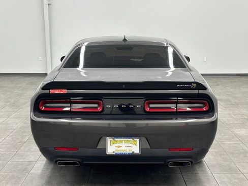 Used 2021 Dodge Challenger R/T Scat Pack RWD image 3