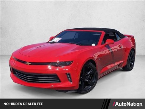 Used 2017 Chevrolet Camaro LT RWD image 1