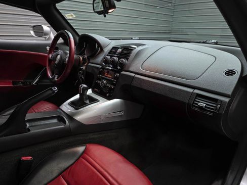 Used 2008 Saturn Sky Red Line RWD image 15
