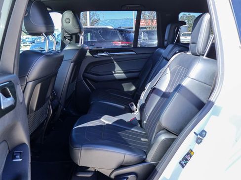 Used 2018 Mercedes-Benz GLS 450 4MATIC image 9