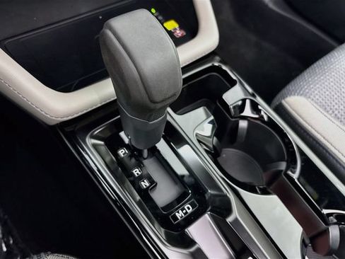 New 2026 Subaru Forester Premium AWD/4WD image 17