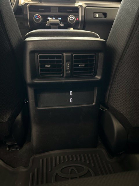 Used 2025 Toyota 4Runner SR5 AWD/4WD image 9