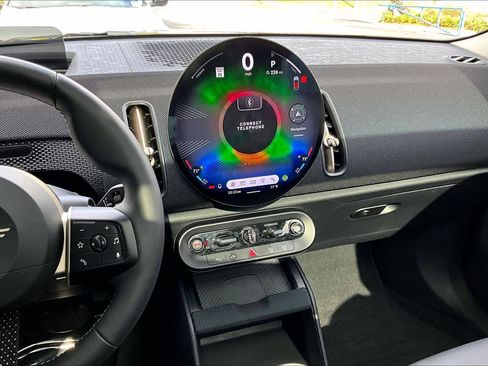 Used 2025 MINI Cooper Countryman S w/ Comfort Package Max image 6